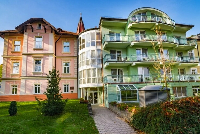 **** Hotel Spa Hévíz  Ungarn