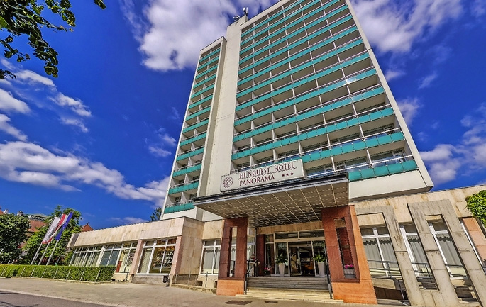 Hunguest Hotel PanorámaA