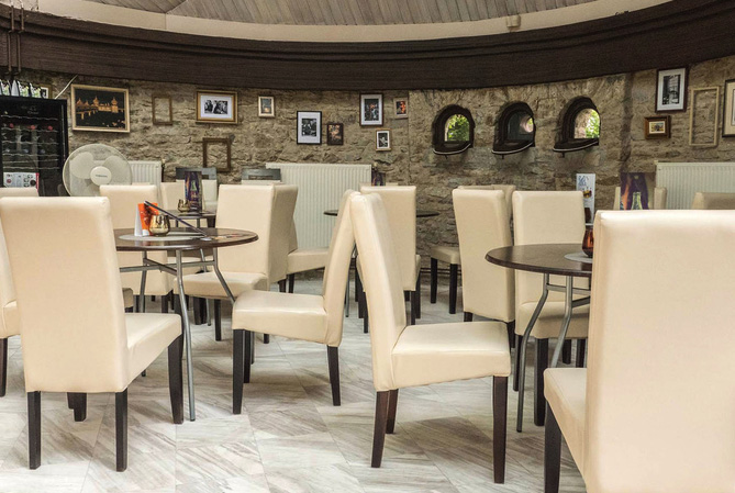 MH EK Hévízer Rehabilitations Institutessen