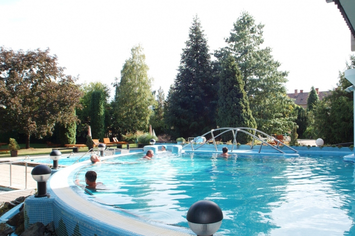 Ensana Thermal Sárvár Health Spa Hotelpool